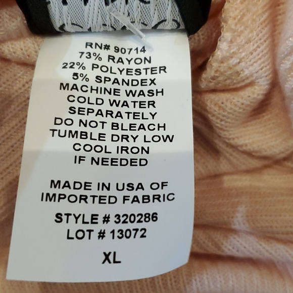 NWT Coco Bianco Sweater - Picture 6 of 6